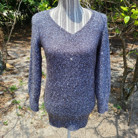 White House Black Market V-Neck Sequin Tunic Knit Sweater - Picture 1 of 8